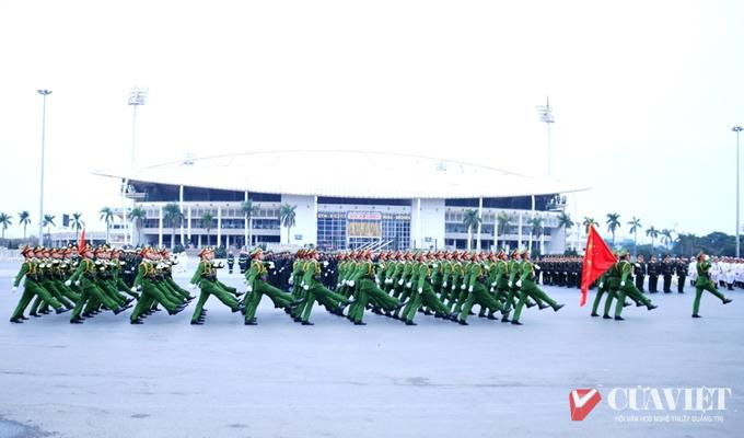 Lực lượng cảnh sát tại lễ xuất quân và diễn tập phương án bảo vệ Đại hội lần thứ XIII của Đảng,  ngày 10/1. (Ảnh: Phạm Cường)