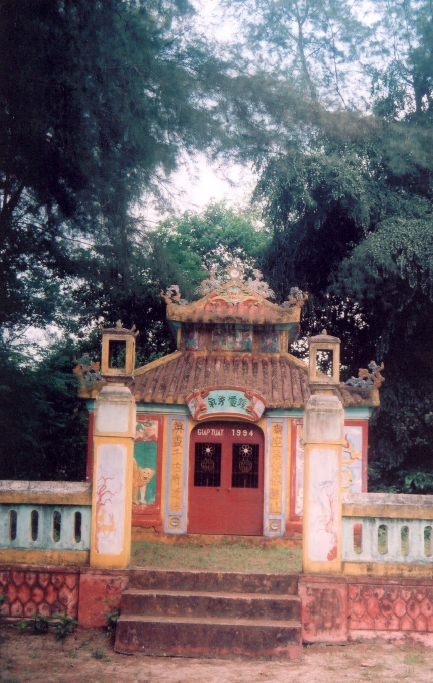 Miếu Nghè thờ Thành hoàng làng Phương Sơn  (Triệu Sơn - Triệu Phong) - Ảnh: Y.T